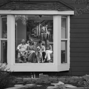 Full Houses, Empty Streets: Photography School Student Creates “Shelter-in-Place” Portraitures