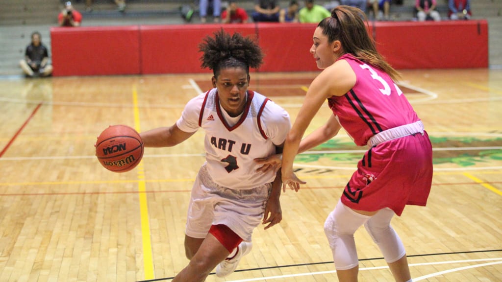 WBB - Lily Perkins (photo by Brett Bovee)